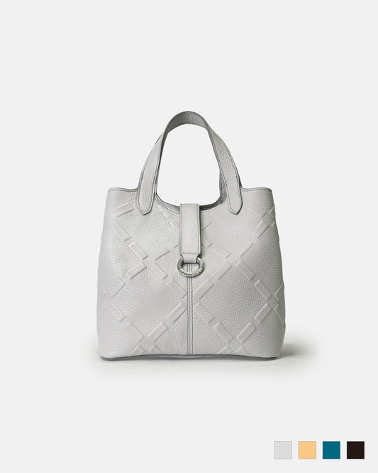 牛革スクエアバッグ